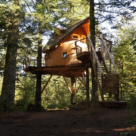 Cabanes Des Volcans La Tour-dʼAuvergne Екстериор снимка